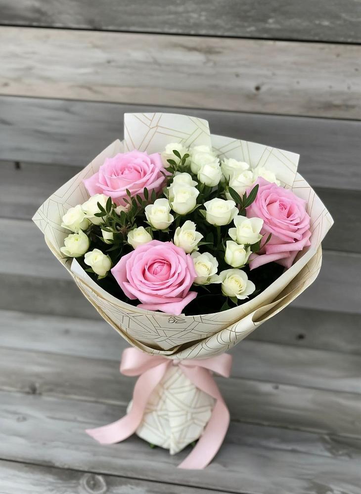 Букет цветов из: Розы в Придорожной