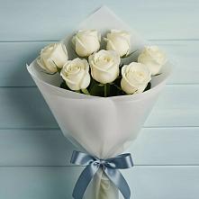 Букет 7 Белых роз Эдлесс Лав в Придорожной