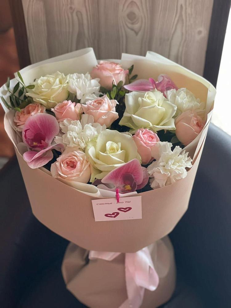 Букет цветов из: Орхидеи, Розы и Гвоздики в Придорожной