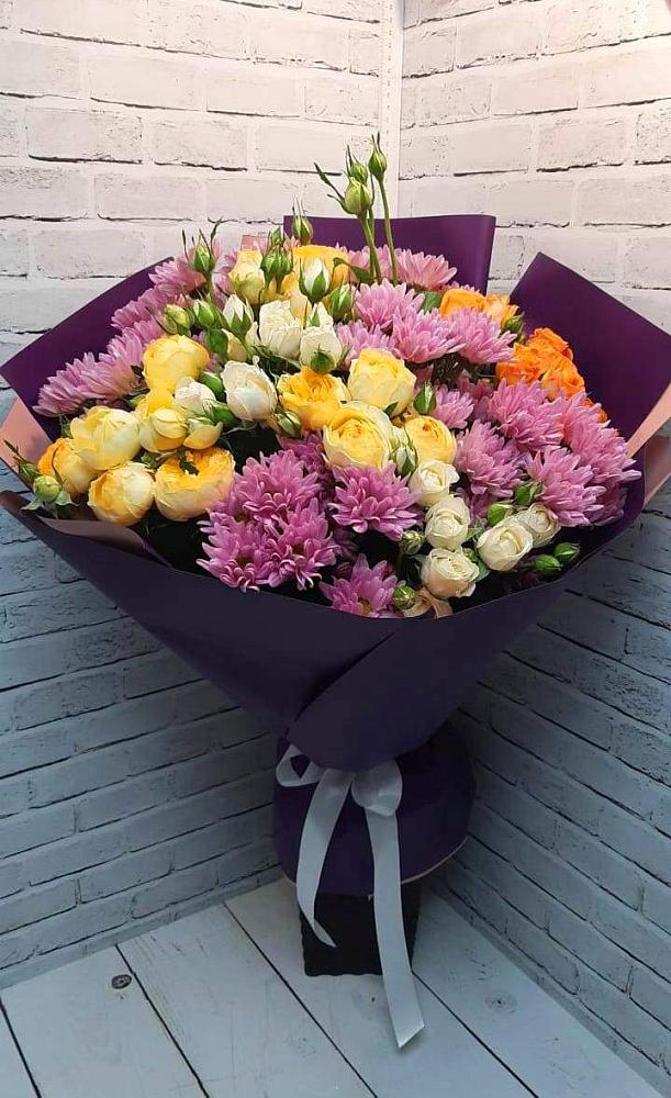 Букет цветов из: Хризантемы и Розы в Придорожной