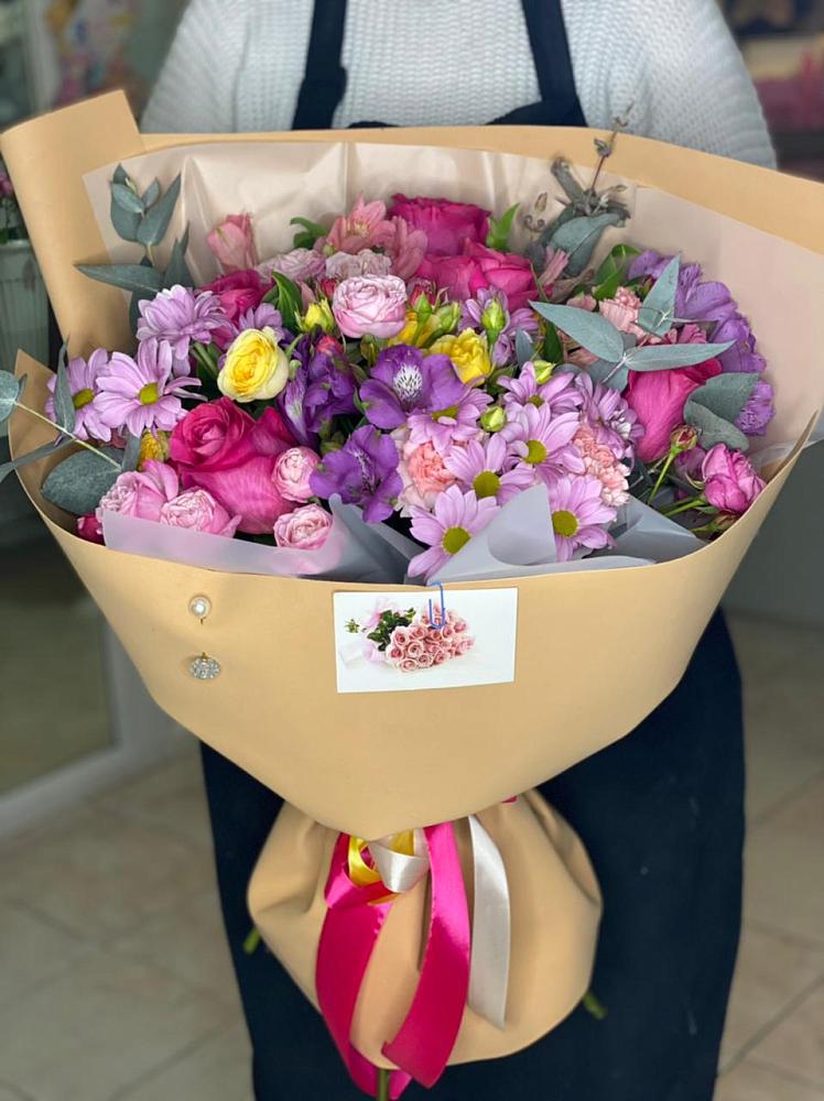 Букет цветов из: Хризантемы, Гвоздики и Альстромерии в Придорожной