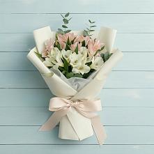 Букет цветов из:  Альстромерии в Придорожной