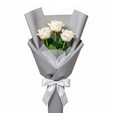 Букет 3 белые розы в Придорожной