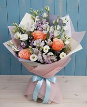 Букет цветов из:  Лизиантусы, Розы, Альстромерии и Гипсофила в Придорожной