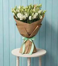 Букет цветов из:  Лизиантусы в Придорожной