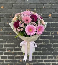 Букет цветов из:  Герберы и Хризантемы #REPLACE_PRED# Придорожной
