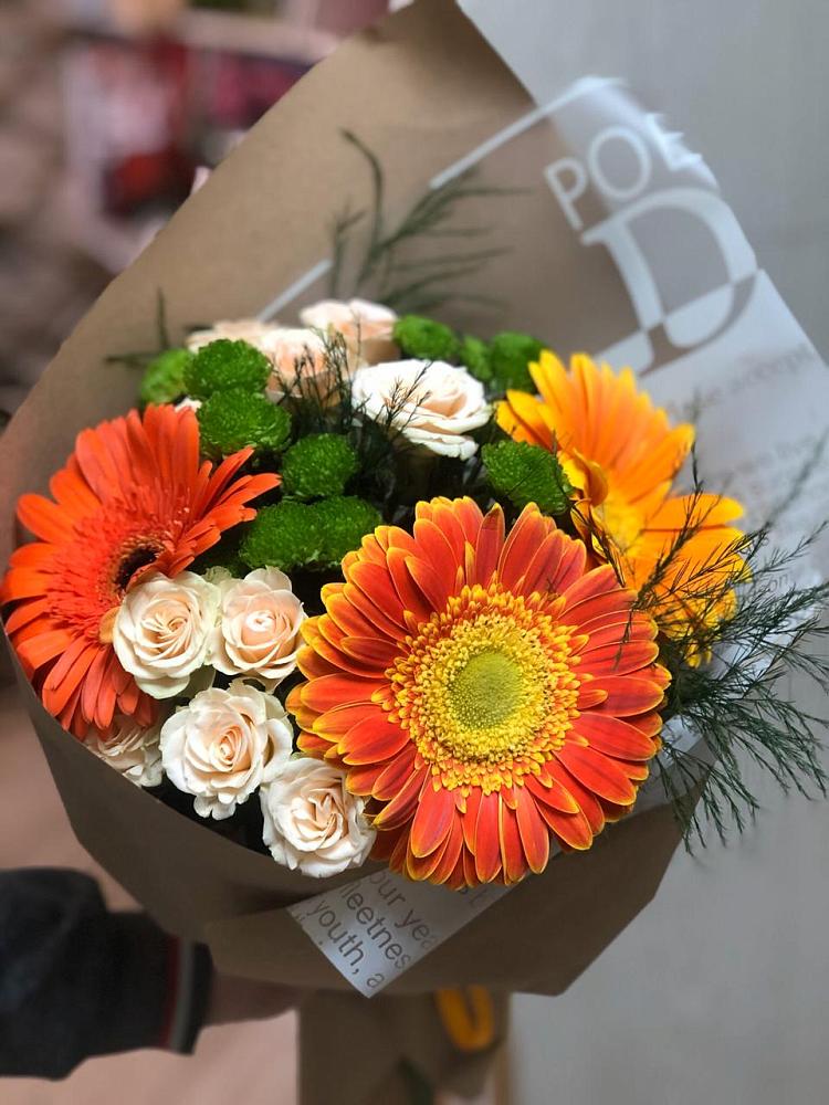 Букет цветов из: Герберы, Хризантемы и Розы в Придорожной