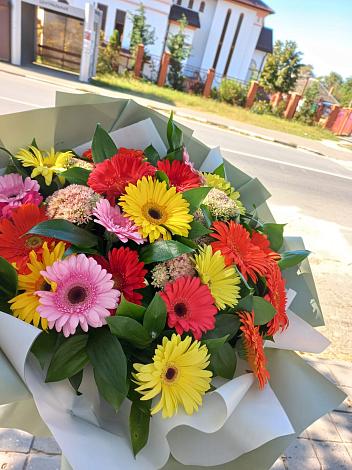 Букет цветов из: Герберы в Придорожной