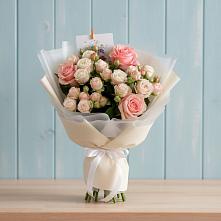 Букет цветов из:  Розы #REPLACE_PRED# Придорожной