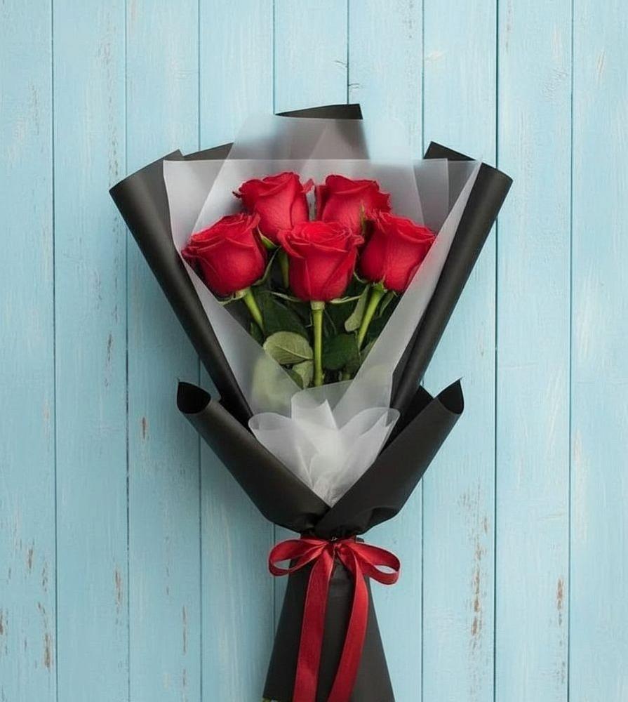 Букет цветов из: Розы в Придорожной