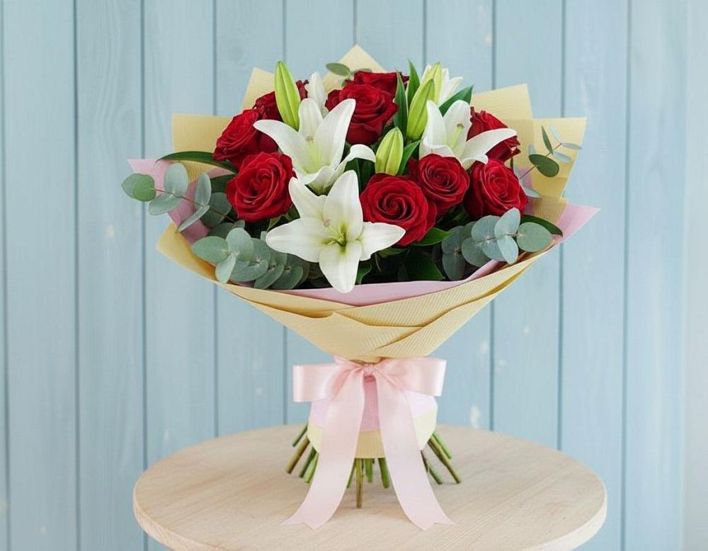 Букет цветов из: Лилии и Розы в Придорожной